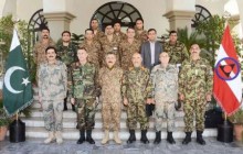 هیات عالی ارتش افغانستان وارد پاکستان شد