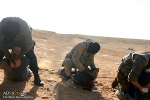 ذبح سه سرباز در لیبی به دست داعش + عکس (18+)