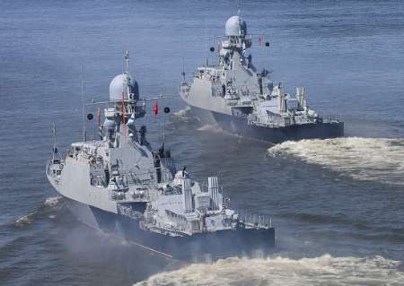 روسیه برای برگزاری رزمایش بزرگ در دریای خزر آماده می شود