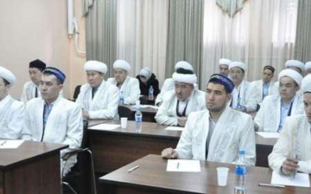 مفتیات قزاقستان 156روحانی را از فعالیت دینی منع کرد