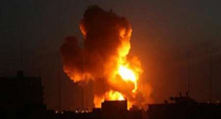 بمب افکن های متجاوز عربستان پایتخت و چندین استان دیگر یمن را بمباران کردند