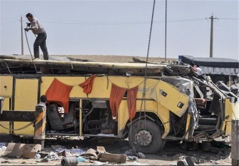 اتوبوس زائران پاکستانی در شاهرود واژگون شد