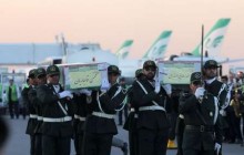 استقبال رسمی از پیکر شهیدان مدافع حرم در فرودگاه مشهد