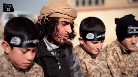 داعش کودکان را برای اعدام اهالی موصل به کار می گیرد