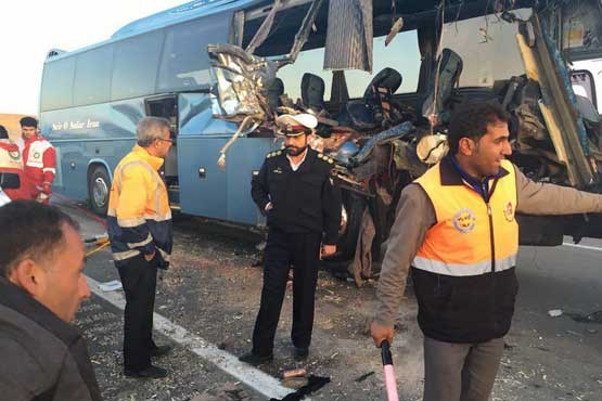 وقوع دو سانحه اتوبوس در نخستین روزهای سال 95