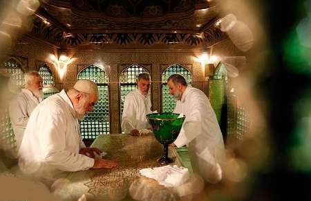 روضه منوره رضوی غبارروبی شد