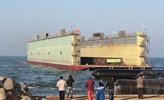 تحویل داک شناور ۲ هزار تنی به نیروی دریایی ارتش