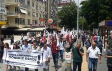 تجمع مردم آمریکا مقابل سفارت ترکیه