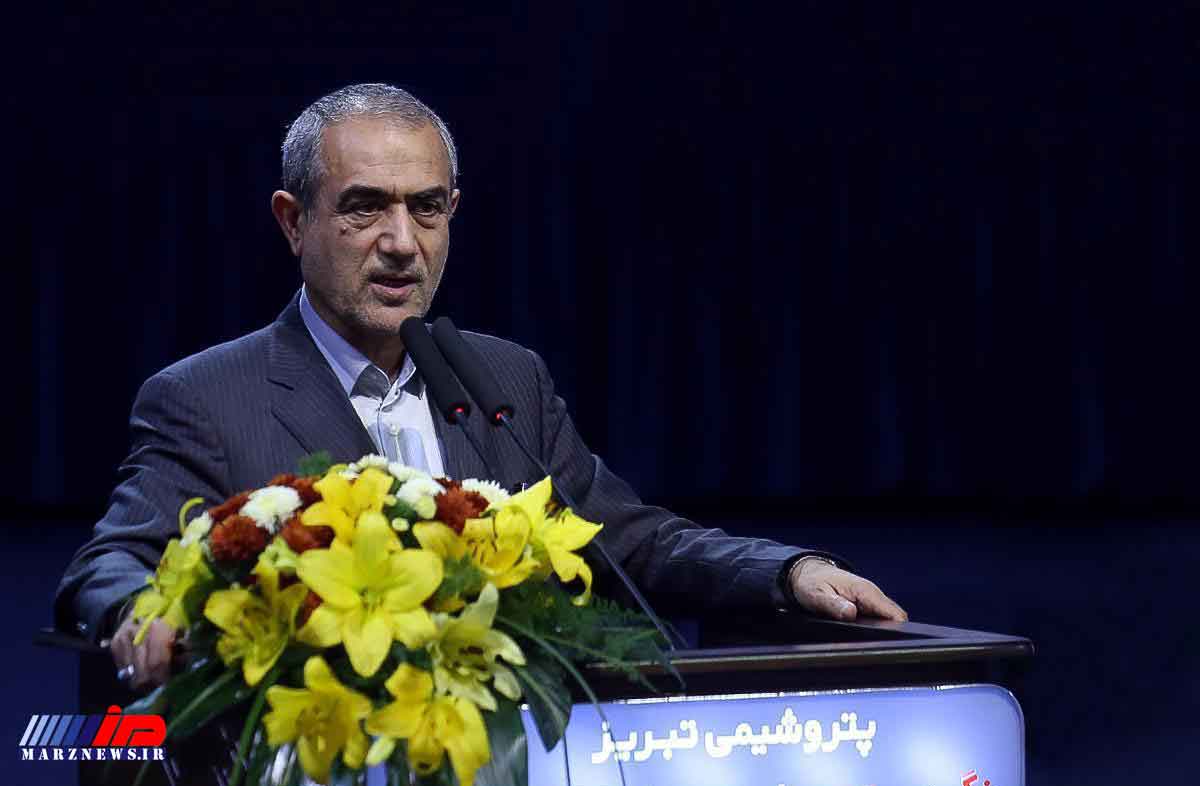 عقب‌ماندگی از تکنولوژی و فرسودگی ماشین‌آلات، مانع توسعه واحدهای تولیدی است