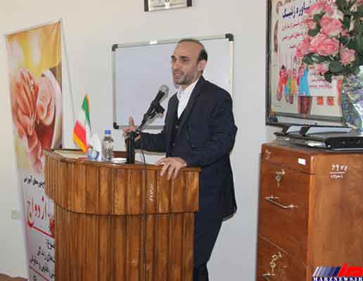 ضعف مهارتهای ارتباطی و عدم شناخت کافی زوجین از همدیگر عامل اصلی در طلاق است