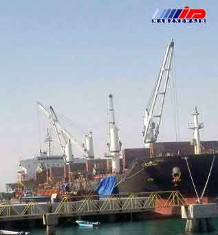 پنجمین کشتی حامل گندم در بندر شهید بهشتی چابهار پهلوگیری کرد