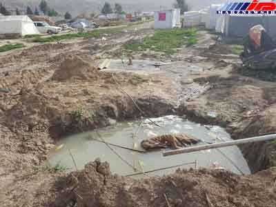 مشکل فاضلاب و زباله در مناطق زلزله زده کرمانشاه جدی است