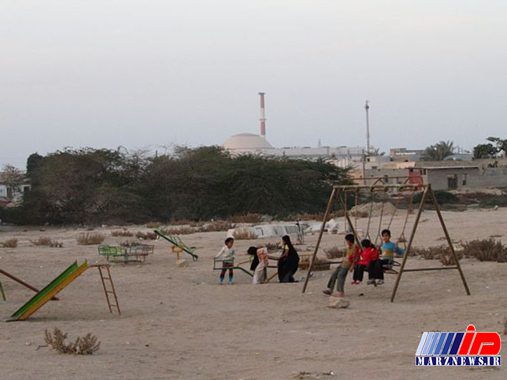 همسایه‌های نیروگاه اتمی همچنان بلاتکلیفند/ خودداری فرماندار و نماینده بوشهر از پاسخگویی!
