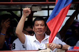 فیلیپین از آمریکا دور و به چین و روسیه نزدیک می‌شود