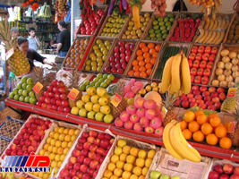 میوه وارداتی با ارز دولتی وارد می‌شود