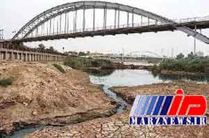 آب خوزستان به لحاظ بهداشتی قابل استفاده نیست
