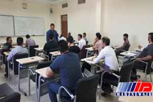 آموزش فارسی در دانشگاه راپرین کردستان عراق راه اندازی شد