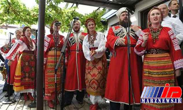 جزییاتی از حضور پوتین در عروسی وزیر خارجه اتریش (+عکس)