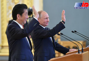 آبه و پوتین نسبت به حل مناقشات منطقه ای توافق کردند