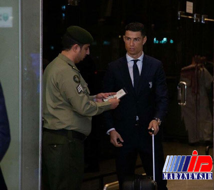 تصویری عجیب از رونالدو در عربستان + عکس