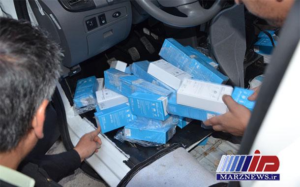 کشف ۶۰ دستگاه گوشي هوشمند قاچاق