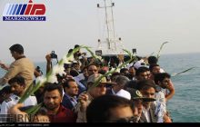 شهادتگاه ۲۹۰ مسافر ایرباس در خلیج فارس گلباران شد