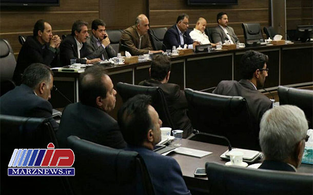 اصناف آذربایجان‌غربی از ظرفیت بازارچه‌های مرزی استفاده کنند