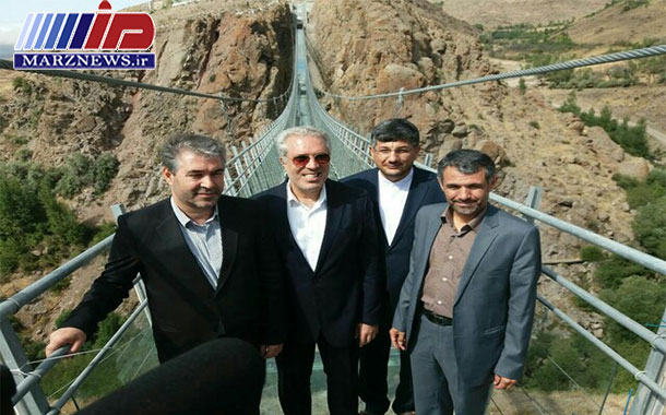 رئیس جمهور ‌نخستین پل تمام شیشه‌ای ایران را افتتاح می کند