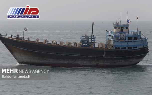 ۳ فروند شناور حامل قاچاق در آب‌های استان بوشهر توقیف شد
