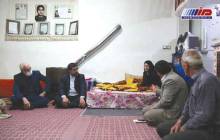 استاندار اردبیل با خانواده شهید مدافع امنیت دیدار کرد