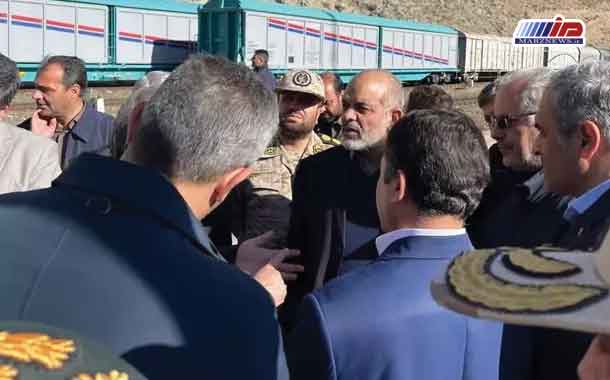 بازدید سرزده وزیر کشور از ایستگاه مرزی راه‌آهن رازی در شهرستان خوی