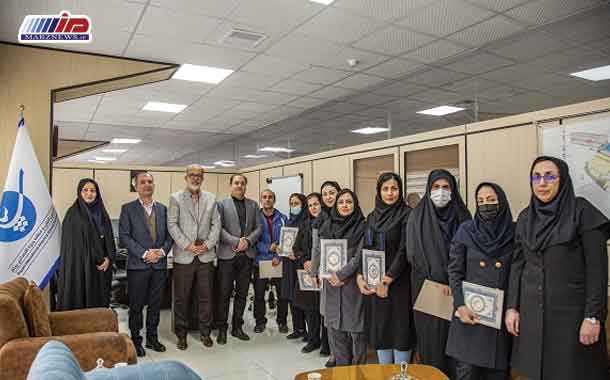 نفرات برتر رقابت های ورزشی بانوان منطقه ویژه اقتصادی پیام تجلیل شدند