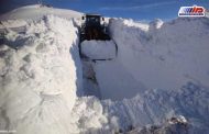 مبارزه با ۵ متر برف در مرز ایران