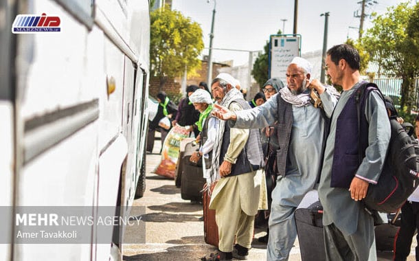بازگرداندن بیش از۲۴هزار نفر از اتباع افغانستانی ازطریق مرز تایباد