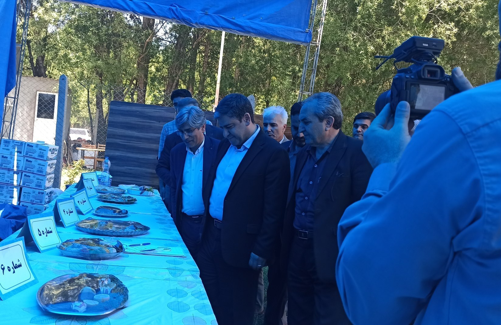 بازدید استاندار اردبیل از جشنواره طبخ آبزیان در منطقه گردشگری بولاغلار نیر