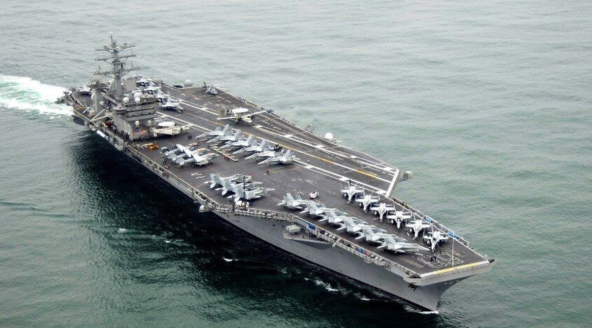 ناوهای آمریکایی به مرز رسیدند / جنگ نزدیک است؟