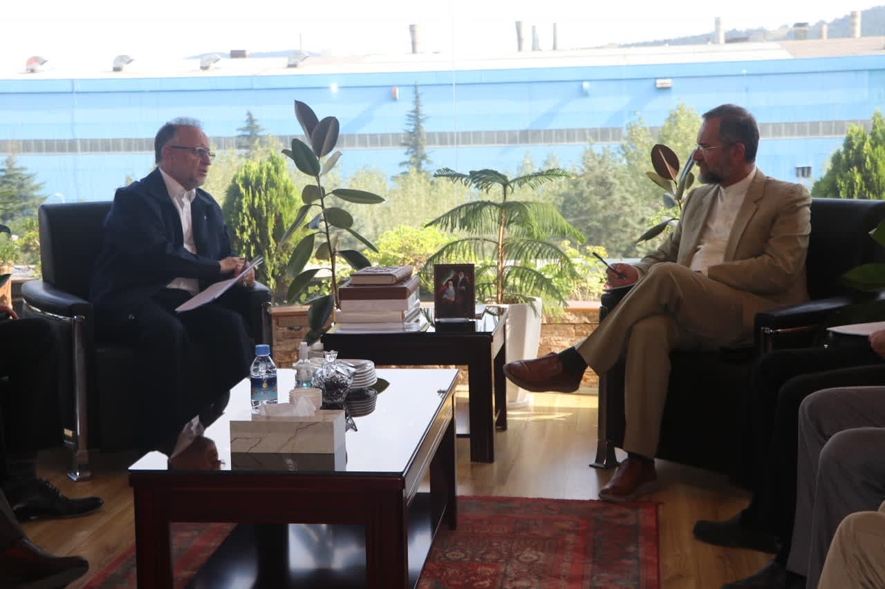 دیدار نماینده مردم بابل در مجلس، با مدیرعامل شرکت چوب و کاغذ مازندران