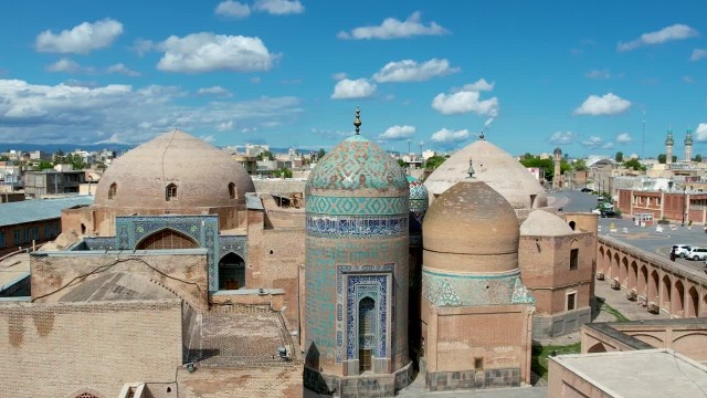 درهای بسته خانه ادبیات و فرهنگ به‌روی نویسندگان اردبیلی