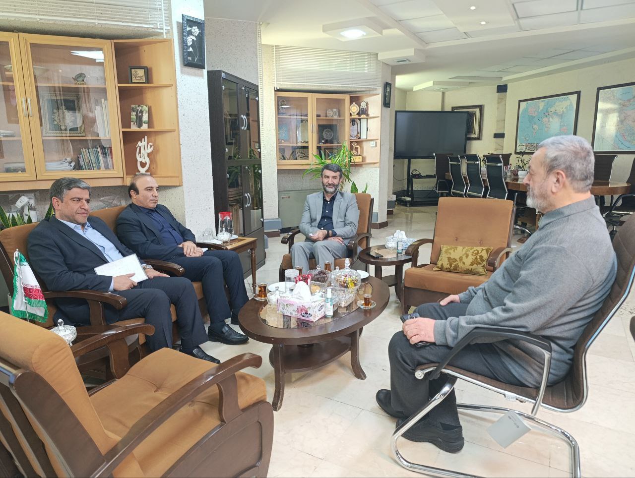 سرمایه‌گذاری در طرح‌های خلاق اقتصادی استان ضرورت دارد