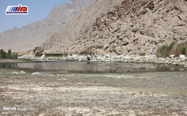خشکسالی و برداشت‌های غیرمجاز، تالاب هشیلان را به مرز نابودی رساند