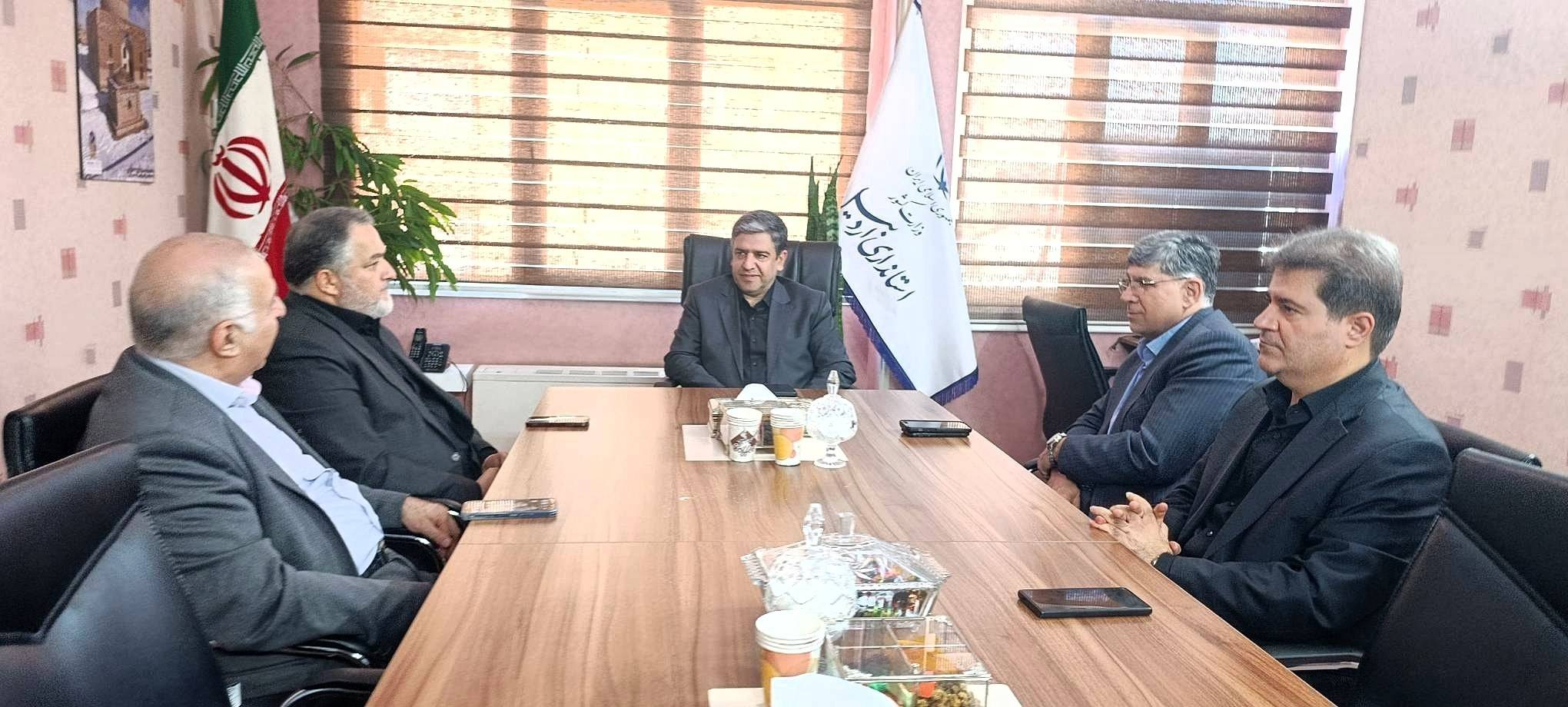 رایزنی استاندار اردبیل با مدیرعامل هگتا برای توسعه گردشگری سلامت و تقویت ناوگان ریلی استان