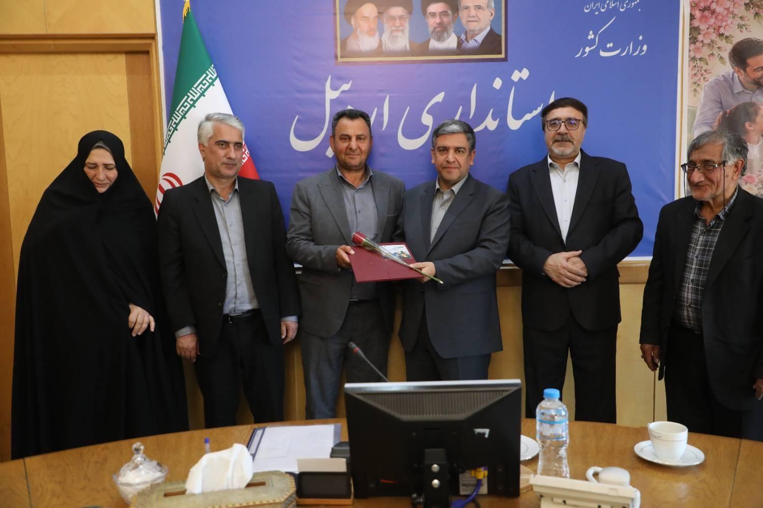 تقویت نقش بازنشستگان در مدیریت خانواده و سلامت اجتماعی اهمیت دارد