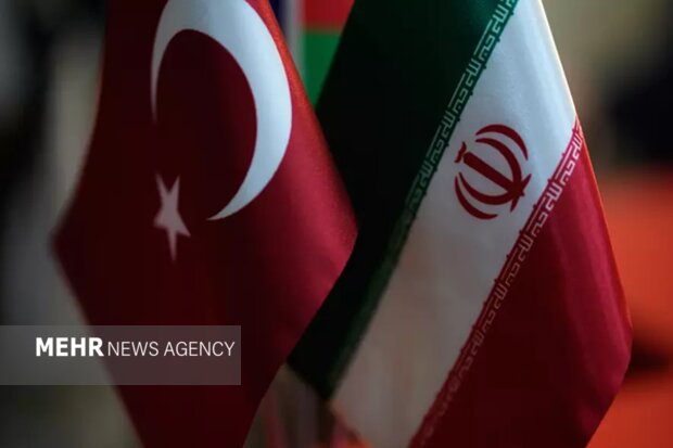 حجم واقعی تجارت ایران و ترکیه از مرز ۳۰ میلیارد دلار گذشته است